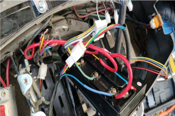 西双版纳电动车电路维修